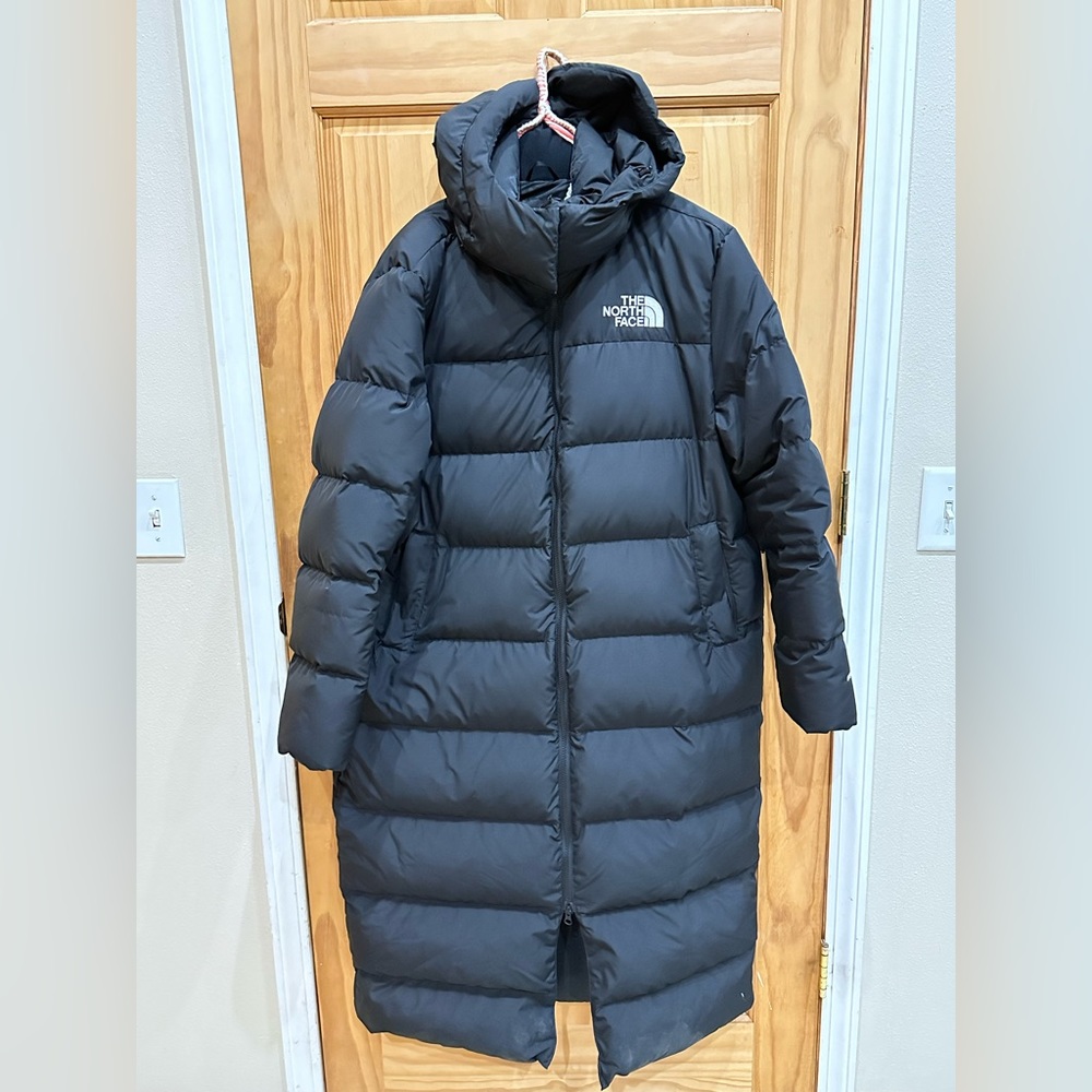 Woman’s long North Face Jacket